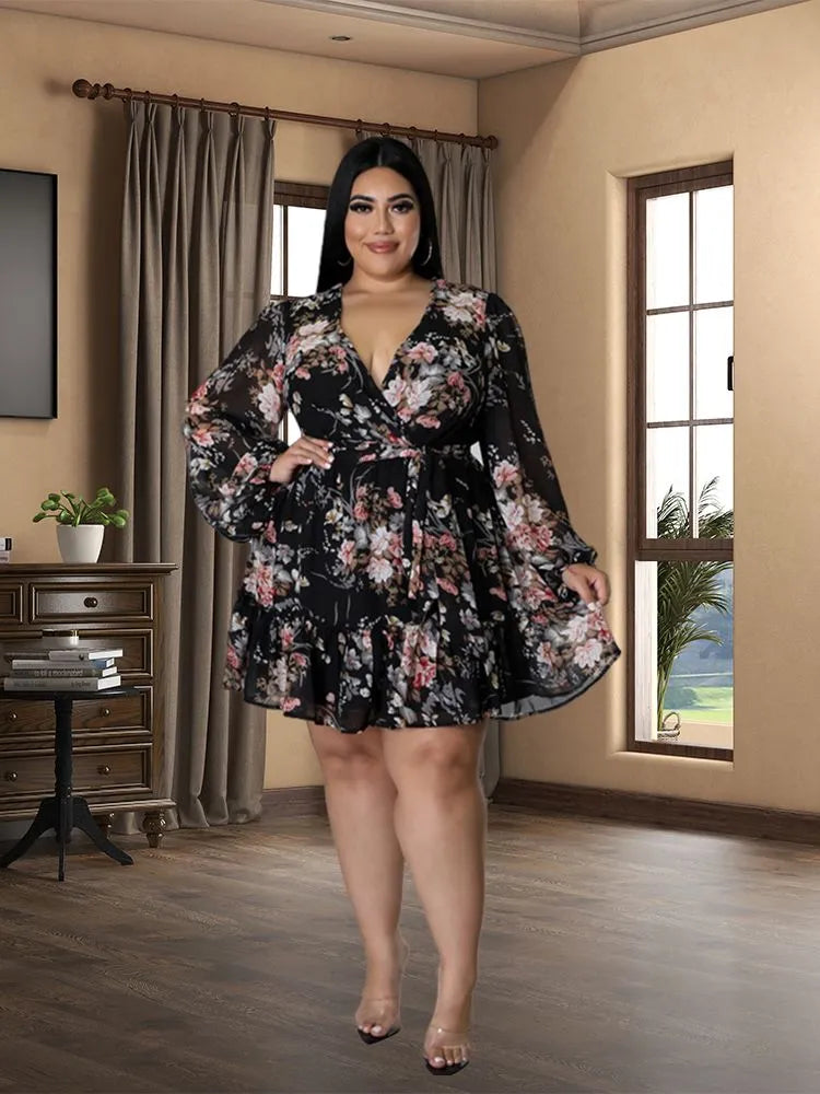 Robe grande taille en mousseline fleurie – Col V, manches longues évasées